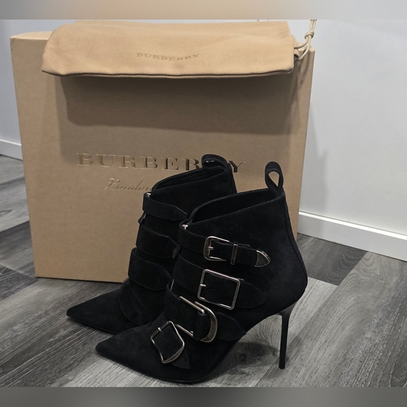 Burberry Black Suede Milner Buckle Ankle Boots, Sexy, Size 7.5 - Picture 6 of 11